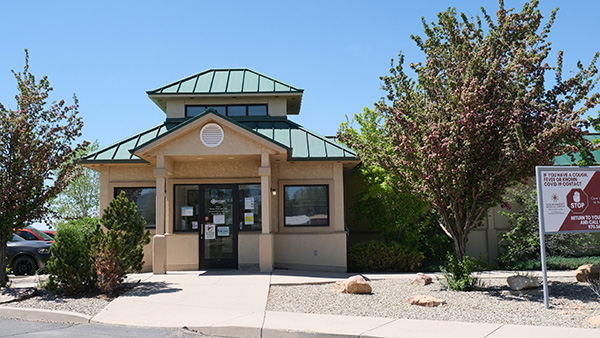 Photo of the outside of the Southwest Medical Group Walk-In Care Building